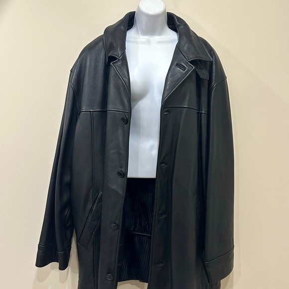 Danier Genuine Leather Jacket - Picture 1 of 16